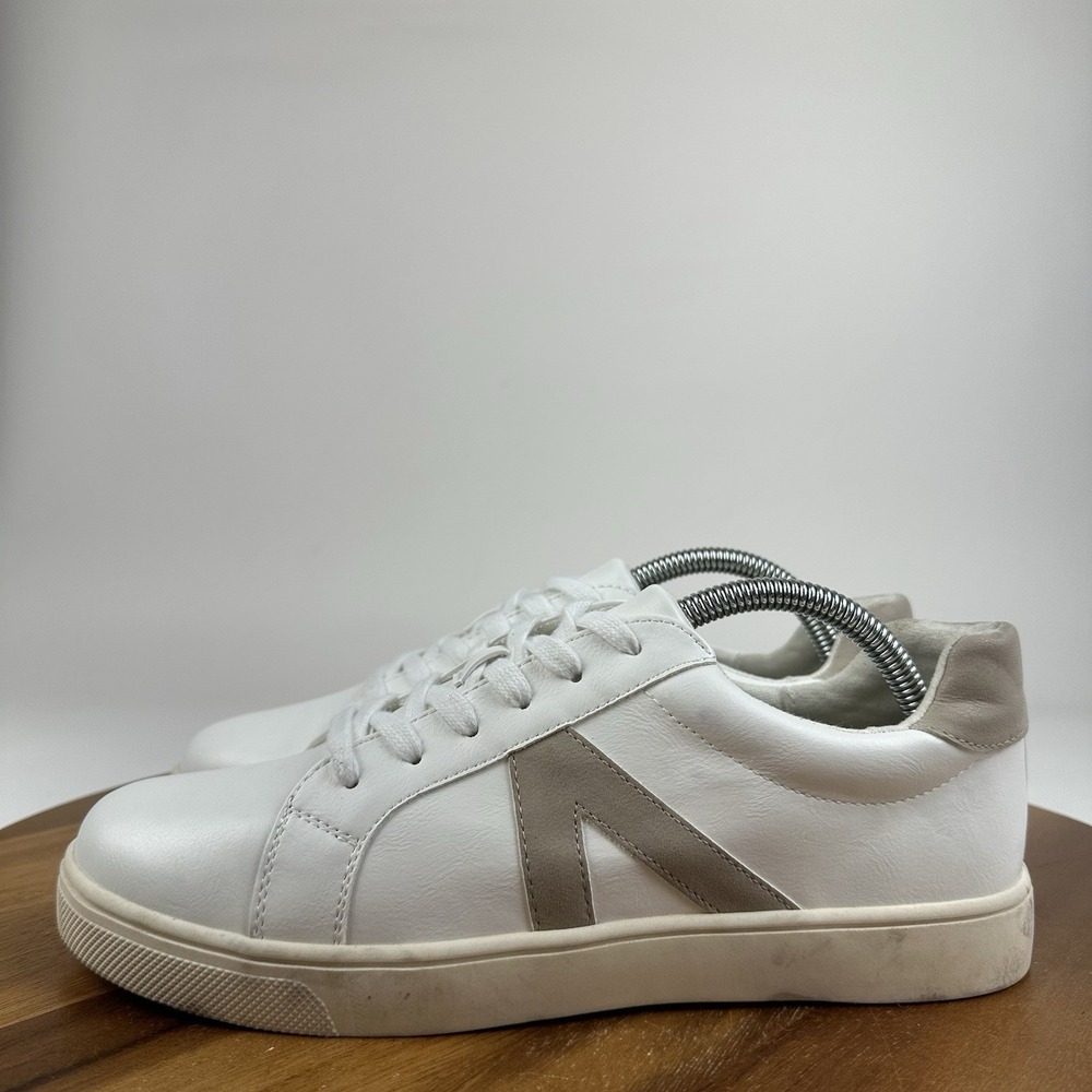 Womens Mia Italia White Leather Casual Comfort Shoes Sneakers Size 9 M GUC - Picture 2 of 8